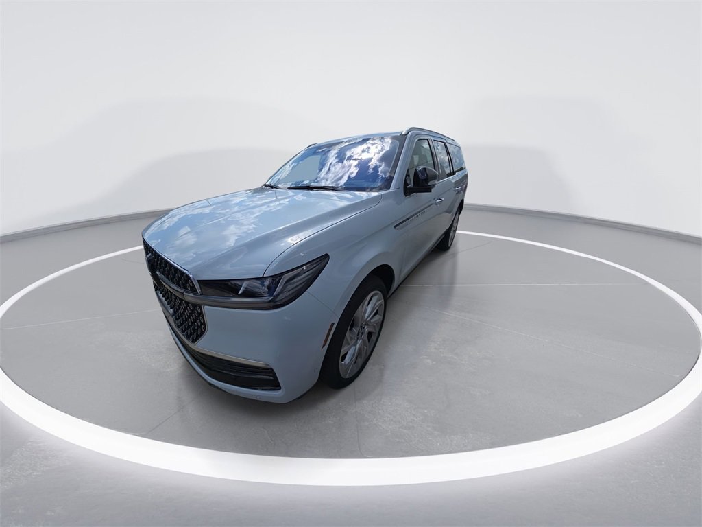 New 2025 Lincoln Navigator L Reserve image 4