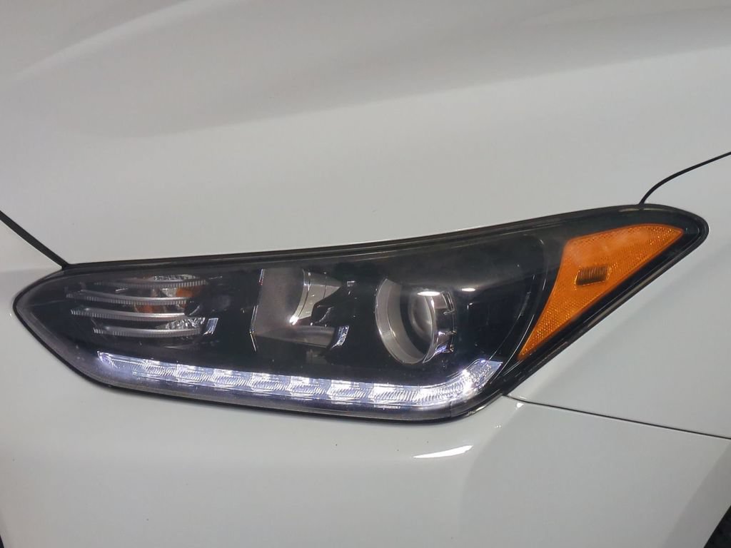 Used 2020 Hyundai Veloster 2.0 Premium FWD image 10