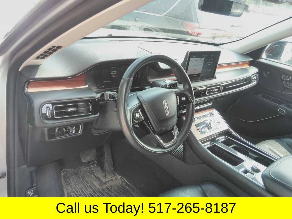 Used 2023 Lincoln Aviator Reserve w/ Elements Package Plus AWD/4WD image 5