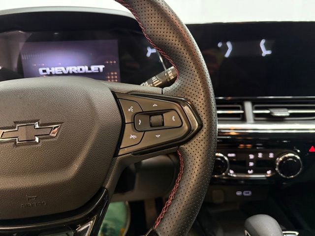 Certified 2025 Chevrolet Trax RS w/ Sunroof Package image 26