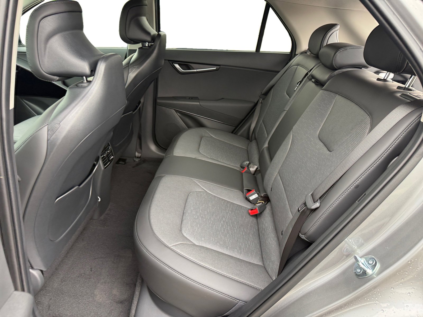 New 2026 Kia Niro Wave FWD image 16