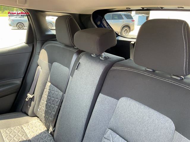 Used 2025 Nissan Kicks SV image 23