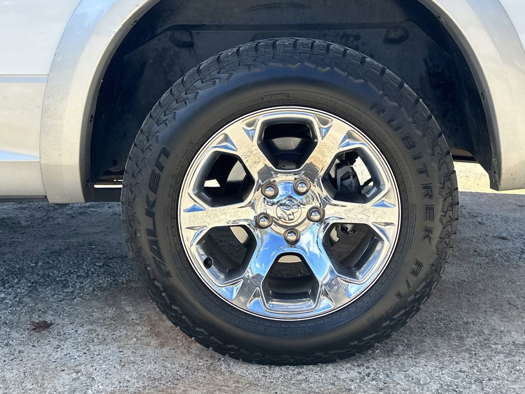 Used 2016 RAM 1500 Laramie w/ Convenience Group image 20