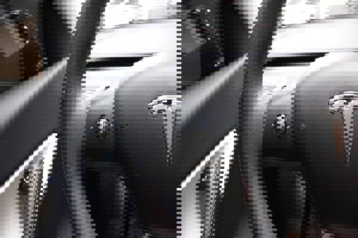 Used 2022 Tesla Model Y Performance image 29