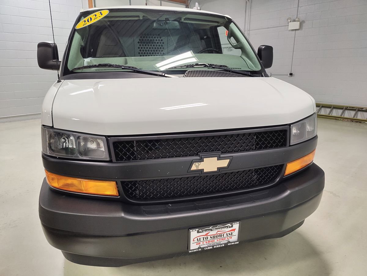 Used 2023 Chevrolet Express 2500 Extended w/ Driver Convenience Package RWD image 2