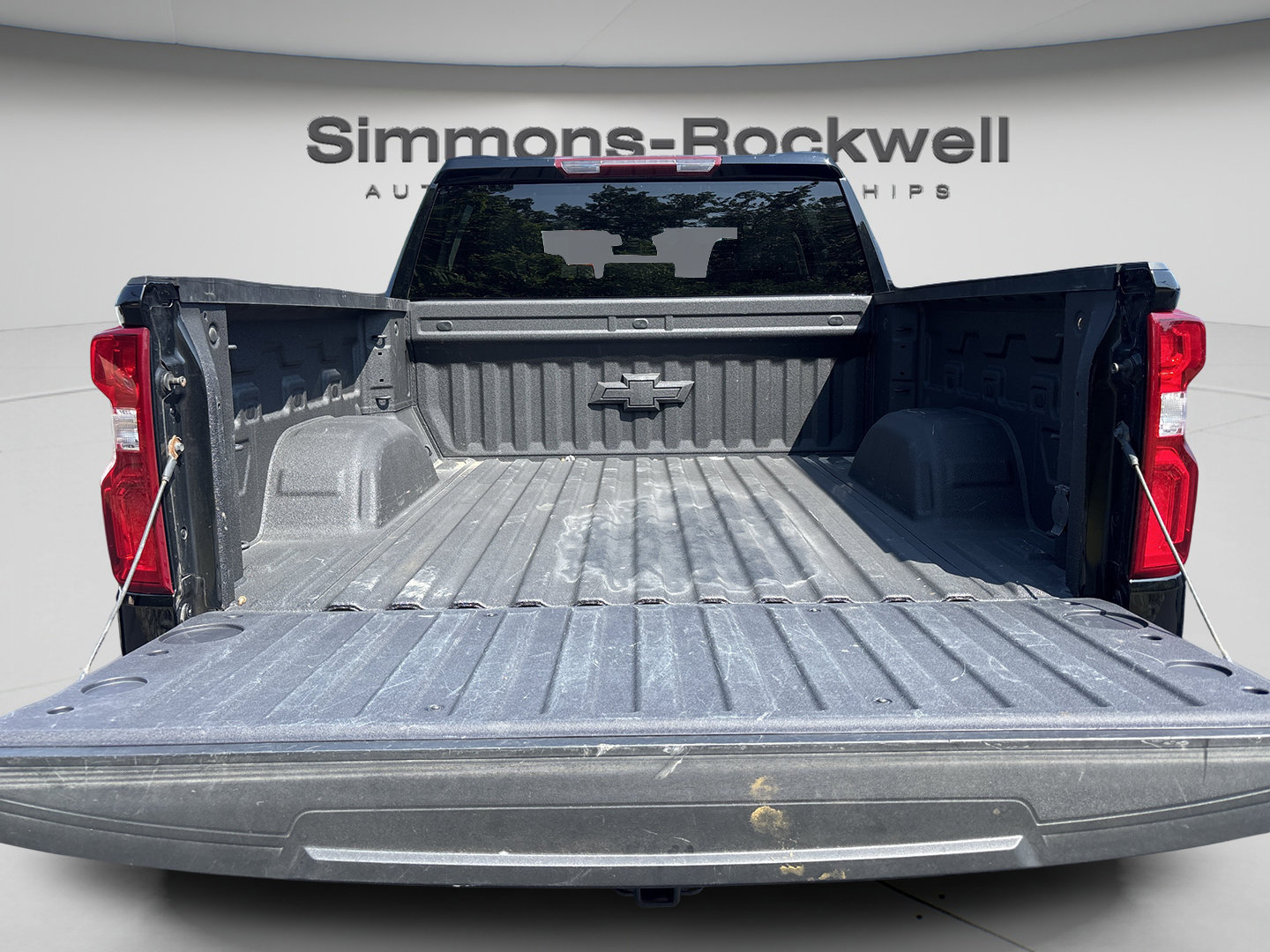 Used 2024 Chevrolet Silverado 1500 RST w/ Rally Edition AWD/4WD image 9