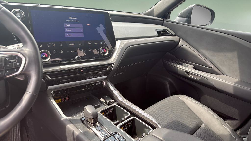 Used 2025 Lexus TX 350 AWD w/ Technology Package image 31