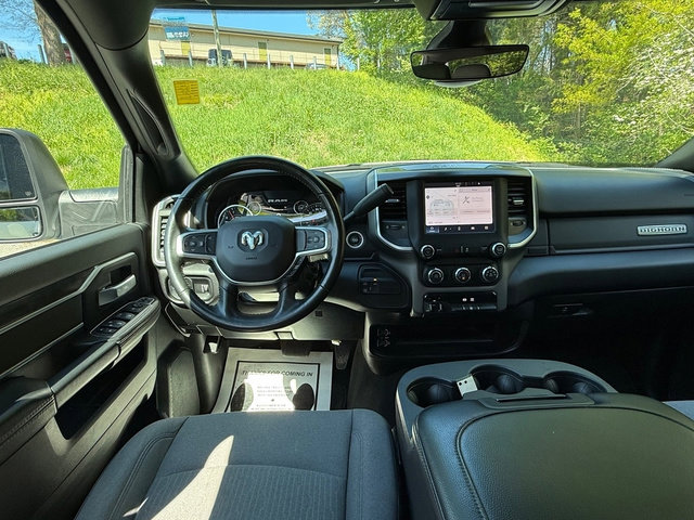 Used 2024 RAM 3500 Big Horn AWD/4WD image 12