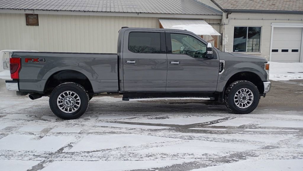 Used 2022 Ford F350 XLT w/ XLT Premium Package image 8