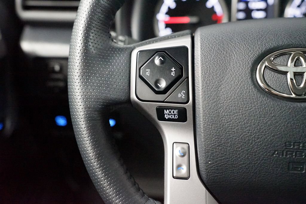 Used 2023 Toyota 4Runner Limited image 15