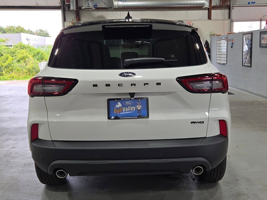 New 2025 Ford Escape ST-Line w/ Tech Pack #1 image 16