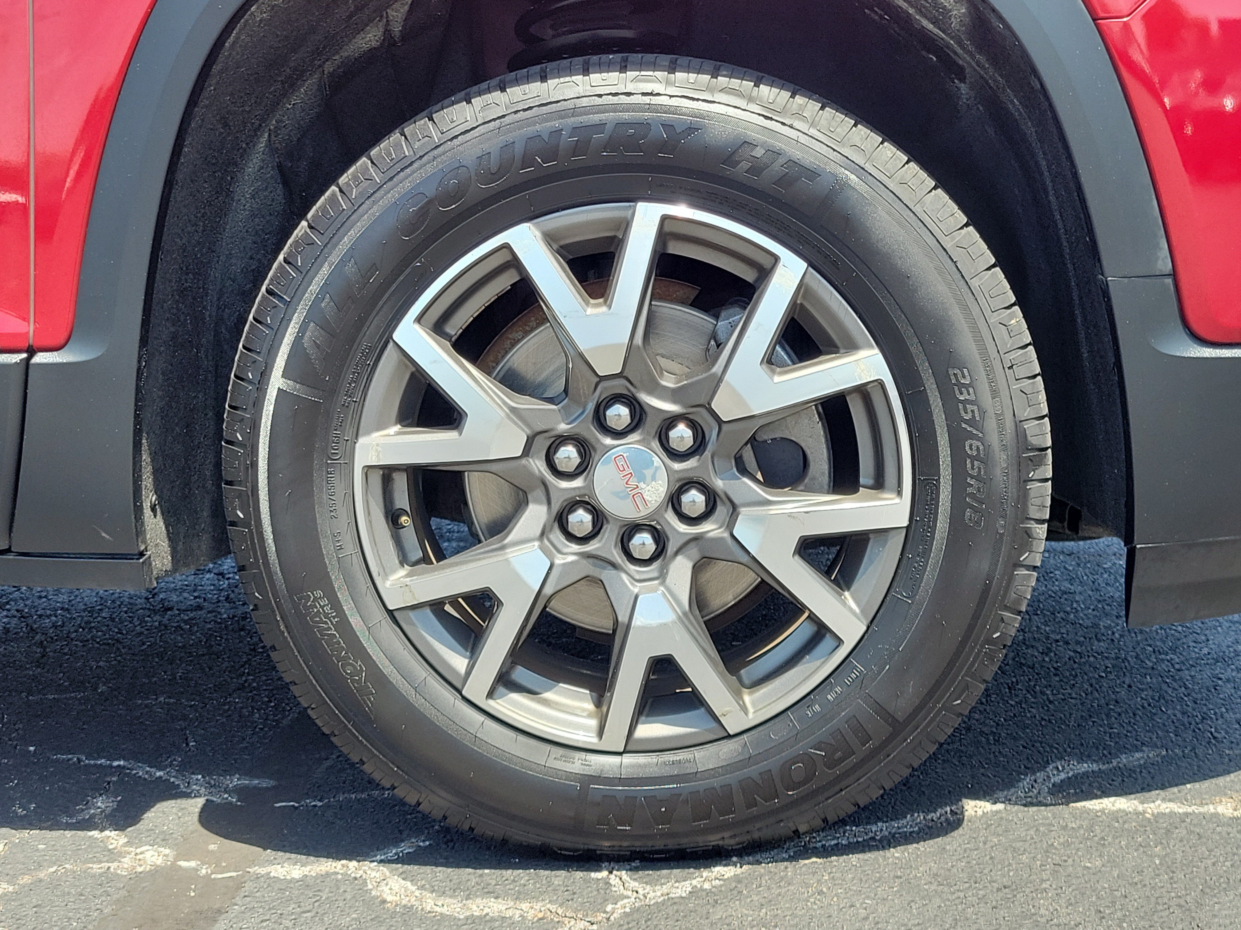 Used 2020 GMC Acadia SLE w/ Driver Convenience Package FWD image 5