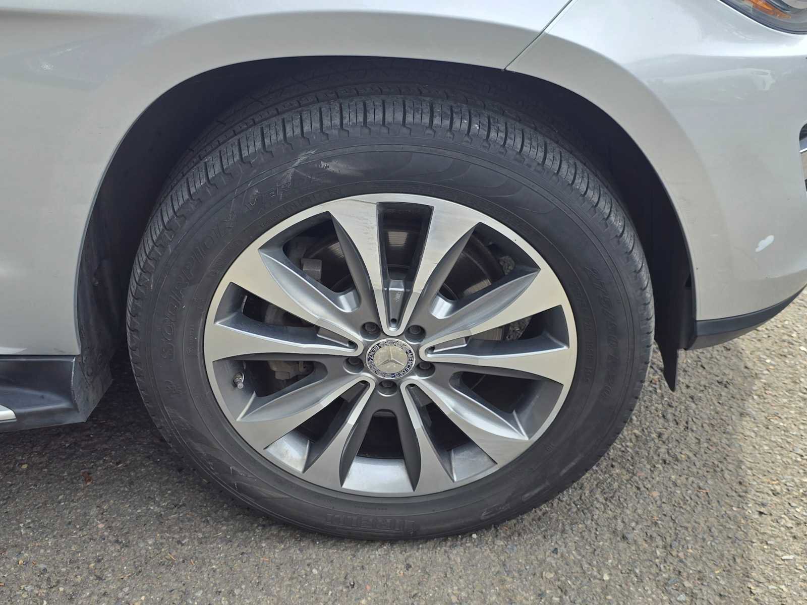 Used 2015 Mercedes-Benz GL 450 4MATIC image 9