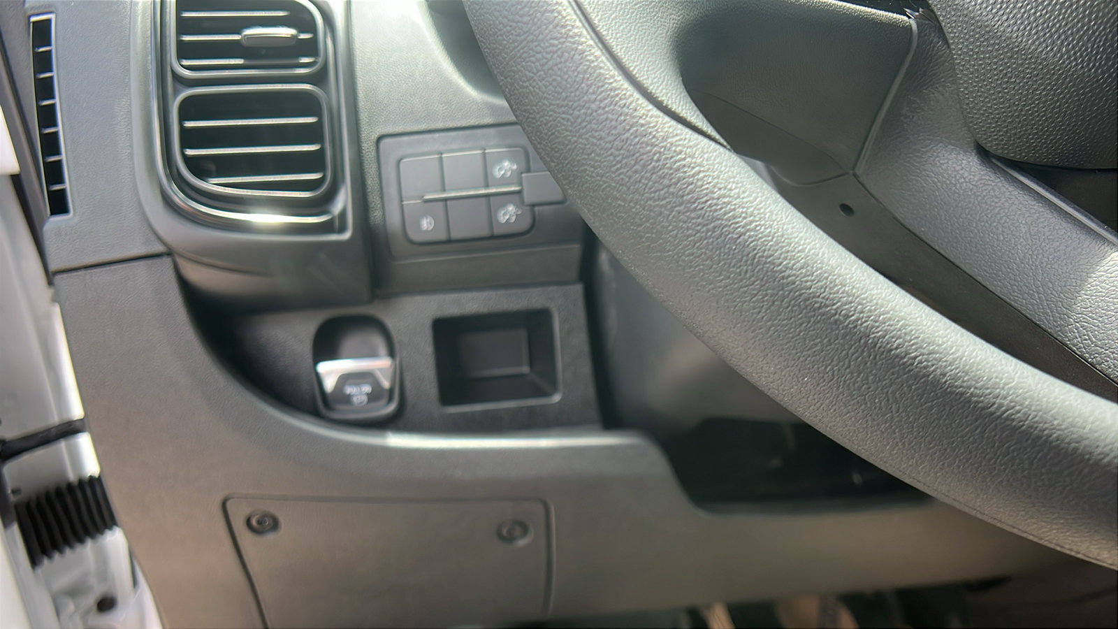 New 2025 RAM ProMaster 2500 w/ Safety Group FWD image 20
