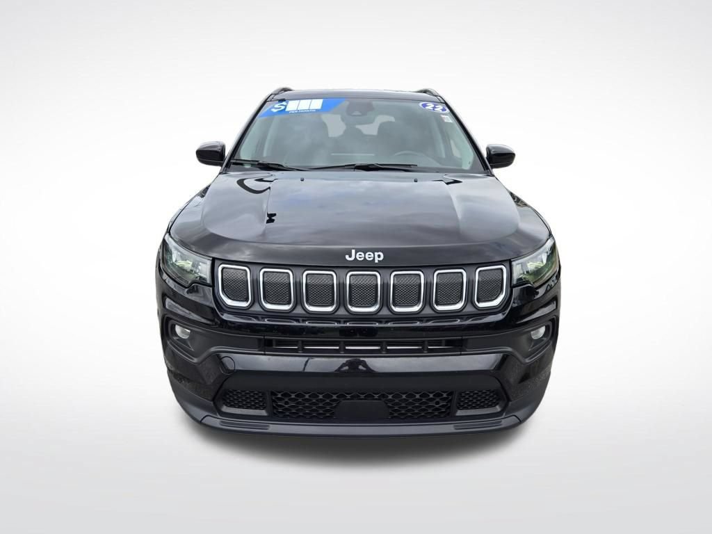Used 2022 Jeep Compass Latitude w/ Convenience Group FWD image 11