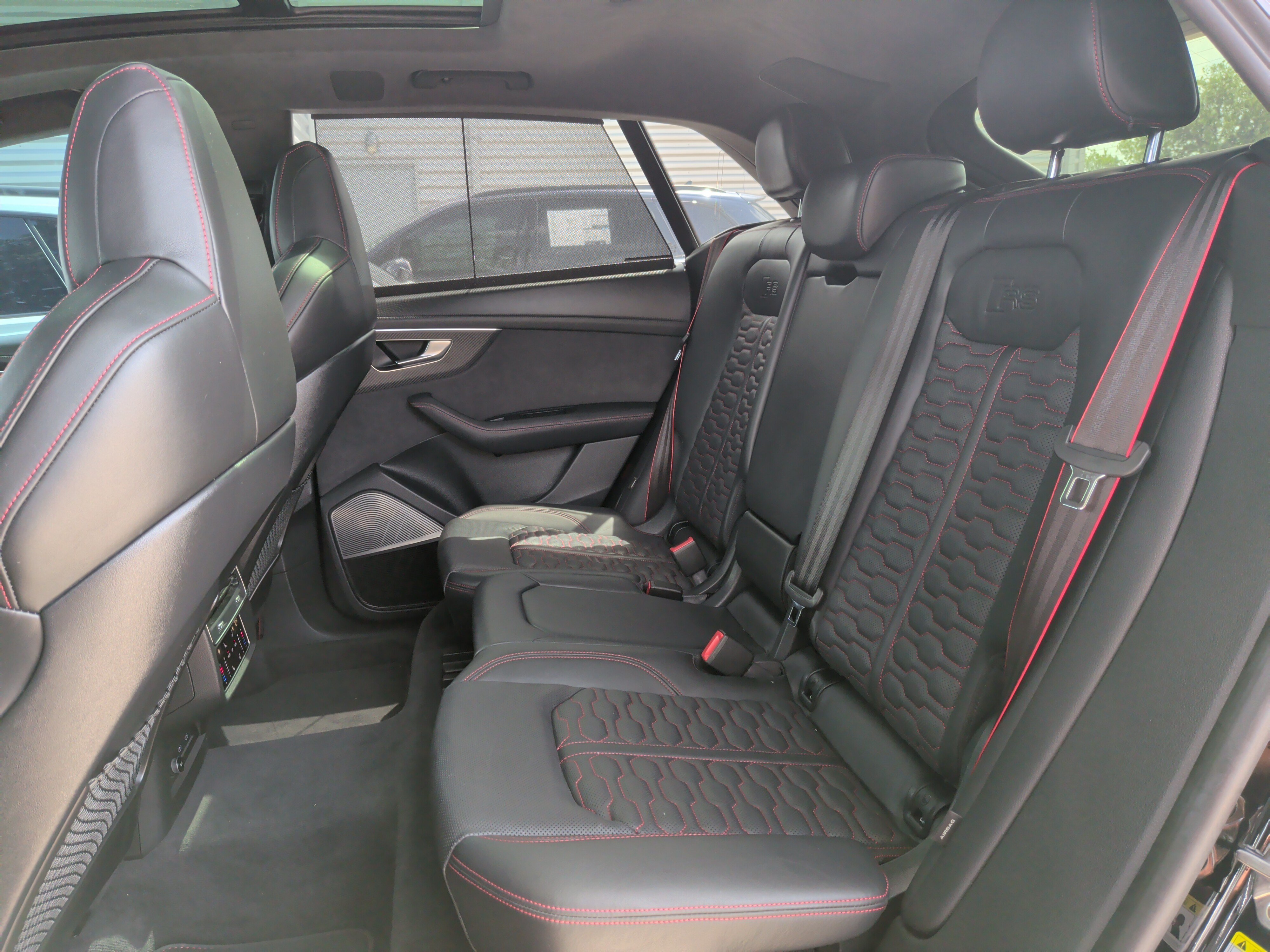 Used 2023 Audi RS Q8 w/ Black Optic Package AWD/4WD image 31