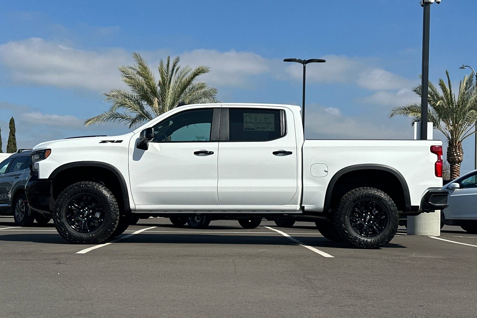 New 2026 Chevrolet Silverado 1500 ZR2 w/ LPO, Dark Essentials Package AWD/4WD image 7