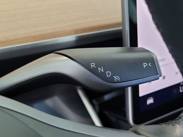 Used 2018 Tesla Model 3 Long Range image 19