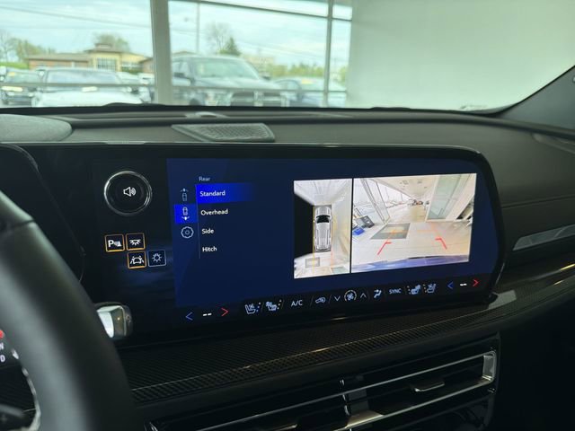 Certified 2026 Chevrolet Traverse High Country w/ LPO, Floor Liner Package FWD image 29