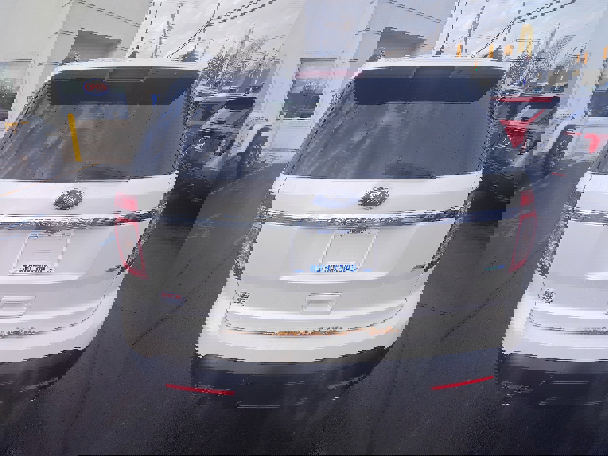 Used 2013 Ford Explorer Limited image 4