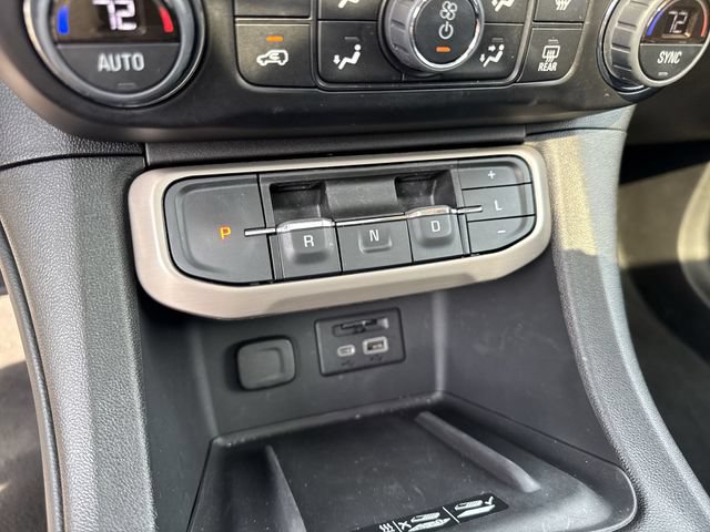 Used 2023 GMC Acadia Denali w/ Denali Ultimate Package AWD/4WD image 24
