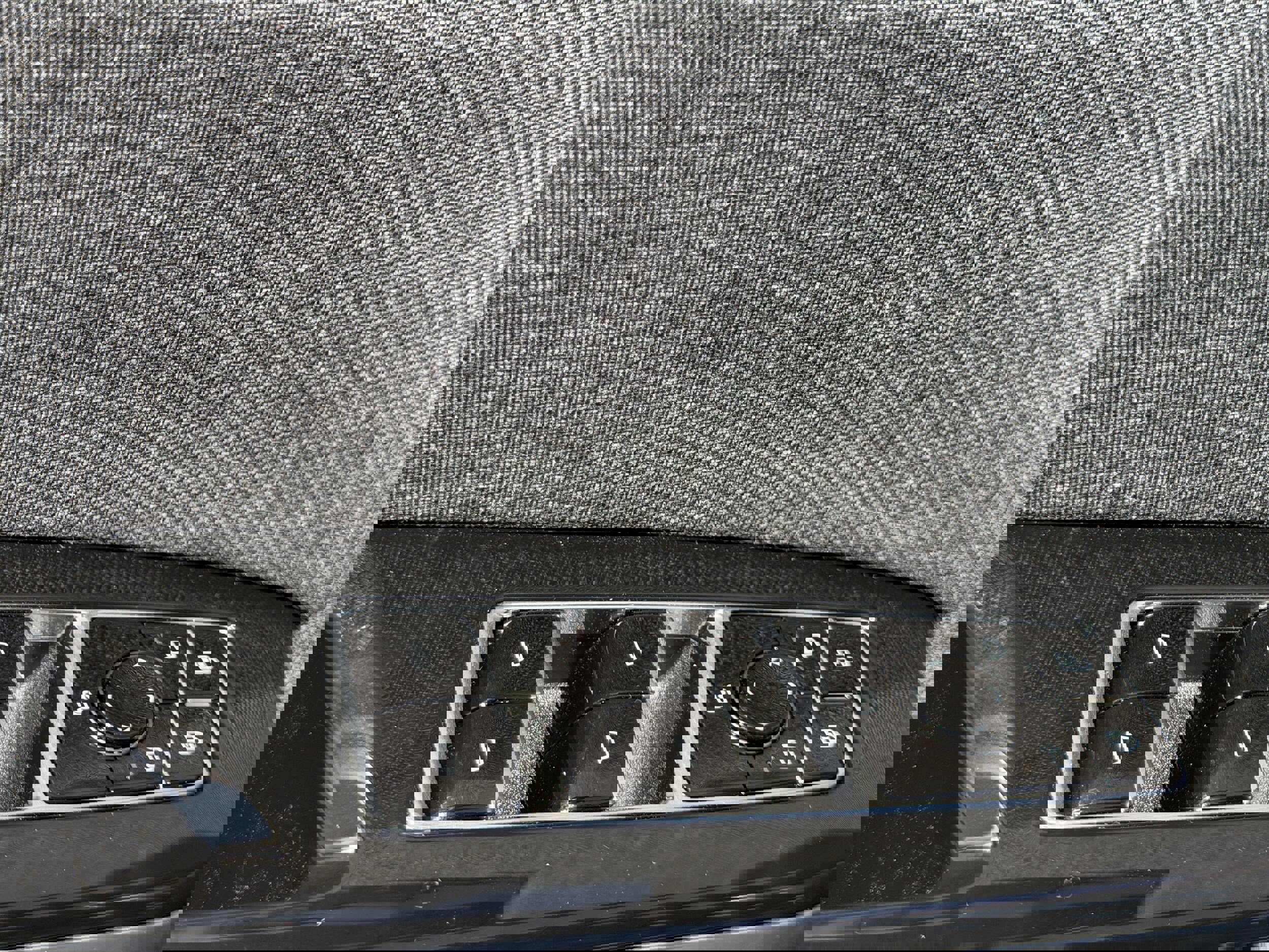 New 2026 Cadillac Escalade Platinum Sport w/ LPO, ONYX Package AWD/4WD image 21