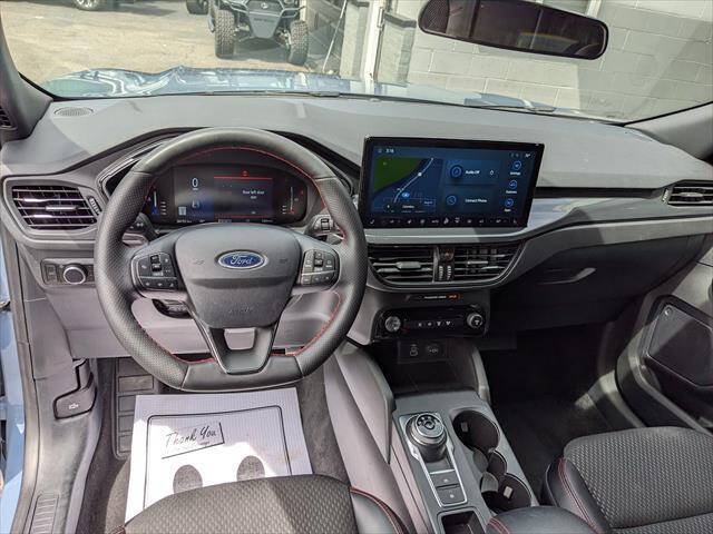 Used 2024 Ford Escape ST-Line w/ Tech Pack #1 AWD/4WD image 14