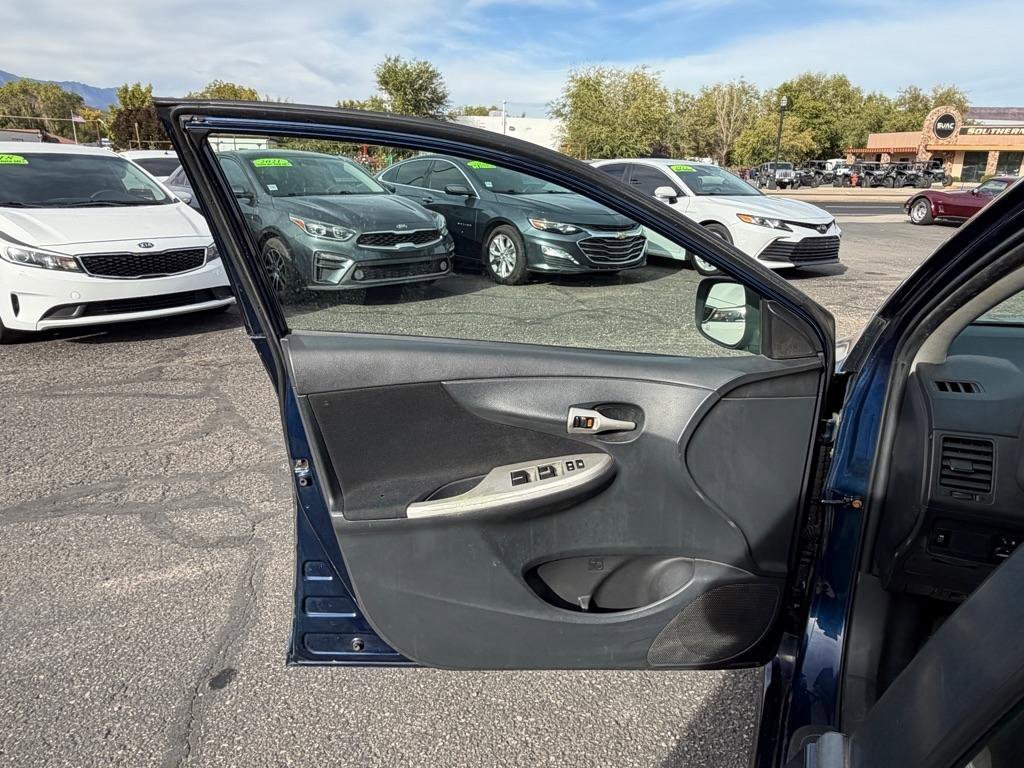 Used 2013 Toyota Corolla S FWD image 20