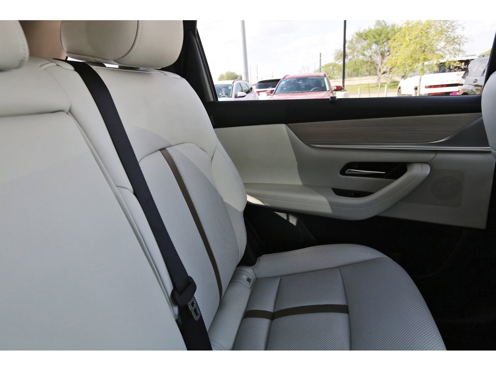 Used 2026 MAZDA CX-90 3.3 Turbo S w/ Premium Package image 14