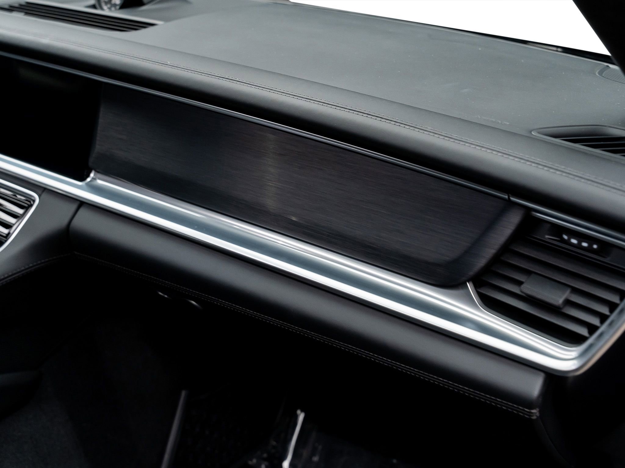 Used 2019 Porsche Panamera GTS w/ Assistance Package image 67