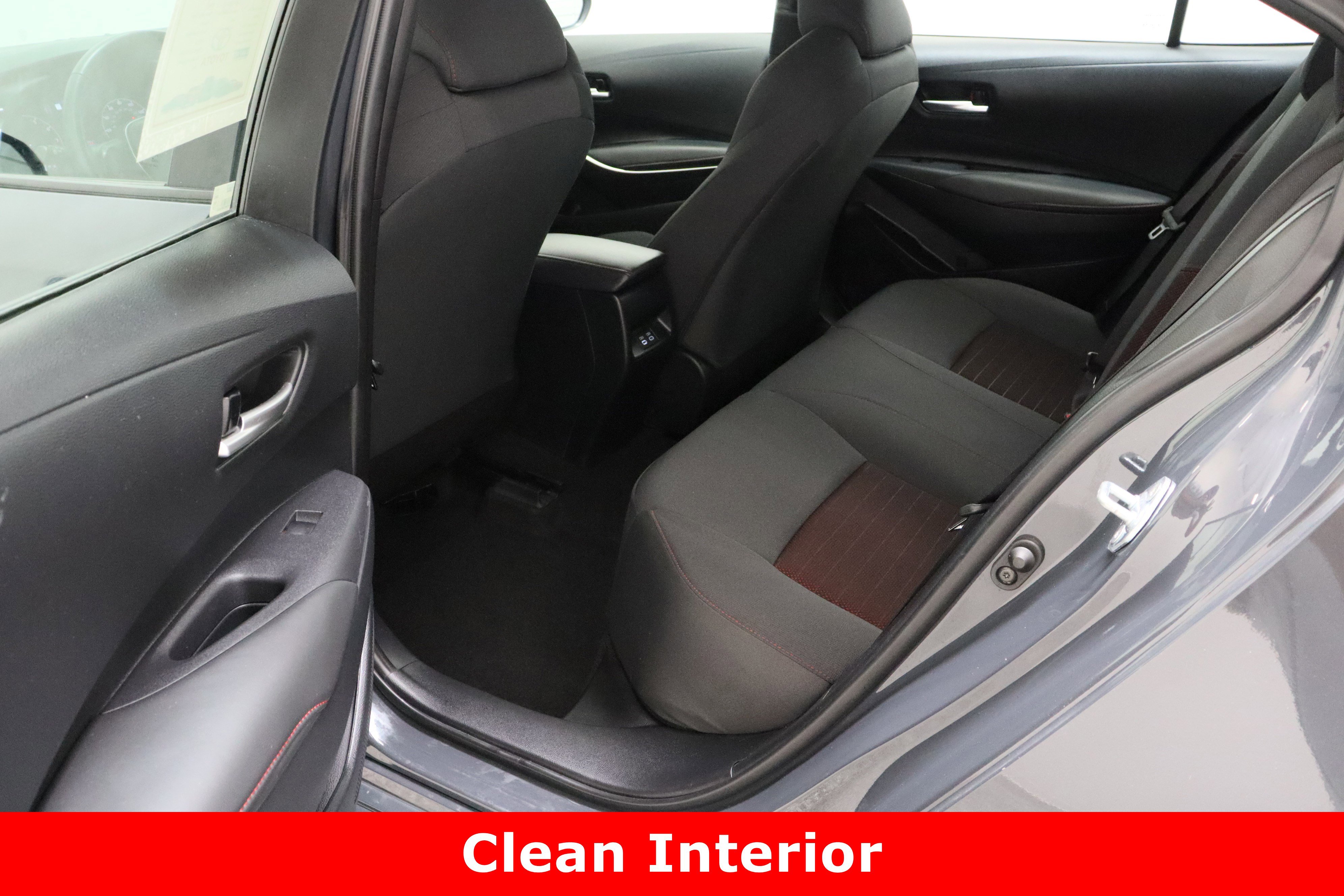 Used 2024 Toyota Corolla SE image 25