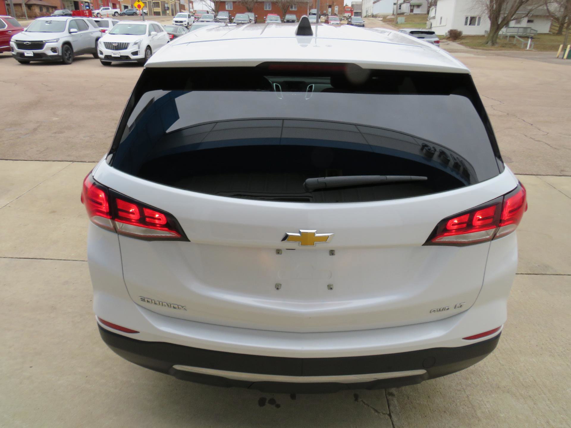 Used 2022 Chevrolet Equinox LT image 9