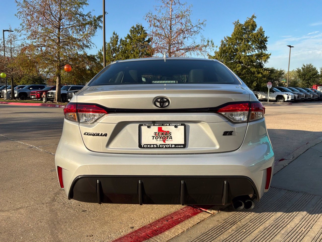 New 2027 Toyota Corolla SE FWD image 6