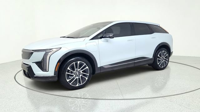 Used 2025 Cadillac Optiq Sport 1 AWD/4WD image 5