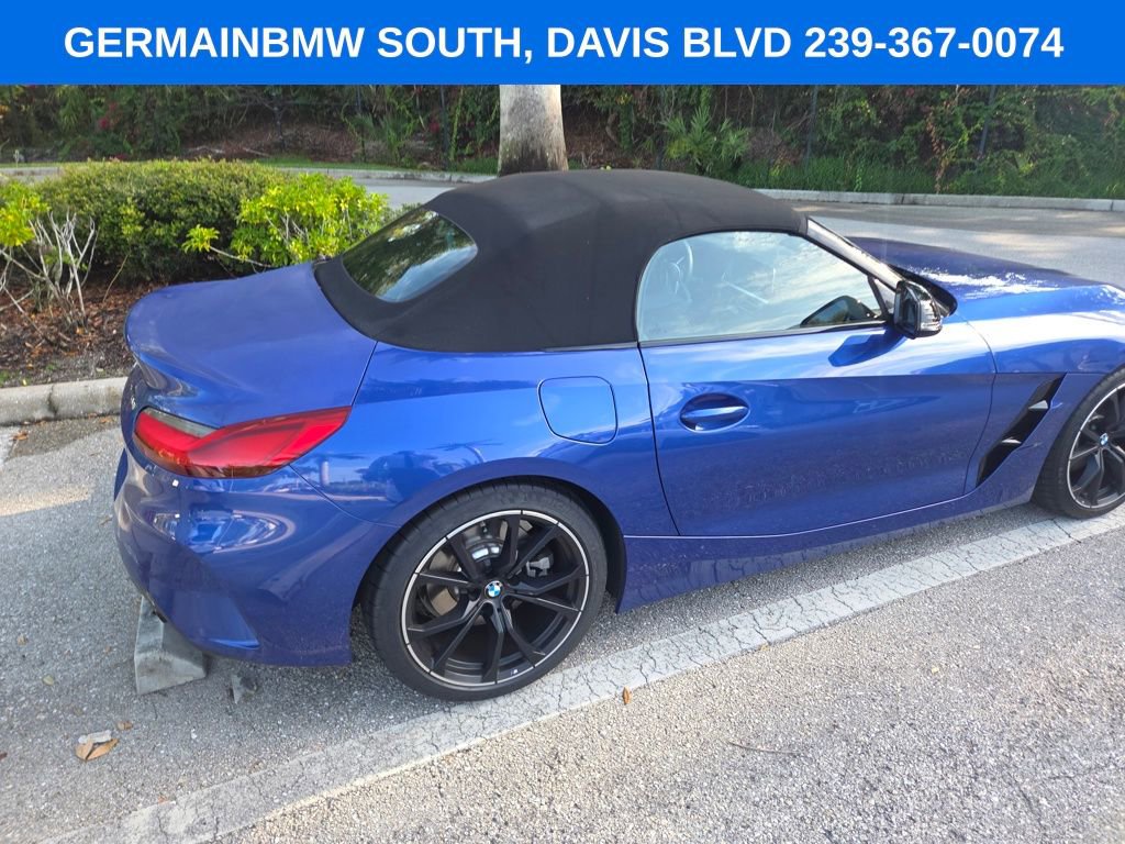 Certified 2024 BMW Z4 sDrive30i w/ Premium Package RWD image 9