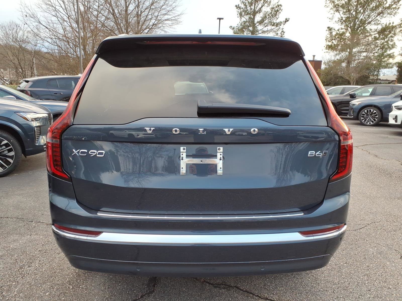 New 2026 Volvo XC90 B6 Ultra w/ Protection Package Premier AWD/4WD image 4