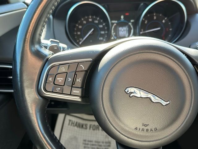 Used 2017 Jaguar XE Prestige image 21