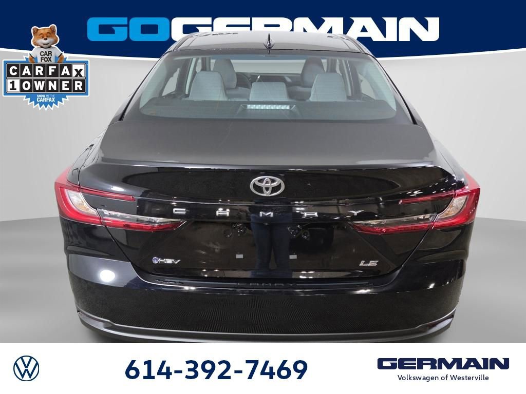 Used 2025 Toyota Camry LE w/ Convenience Package image 9