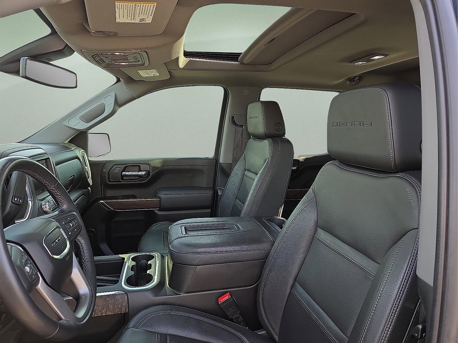 Used 2022 GMC Sierra 1500 Denali w/ Denali Premium Package image 13