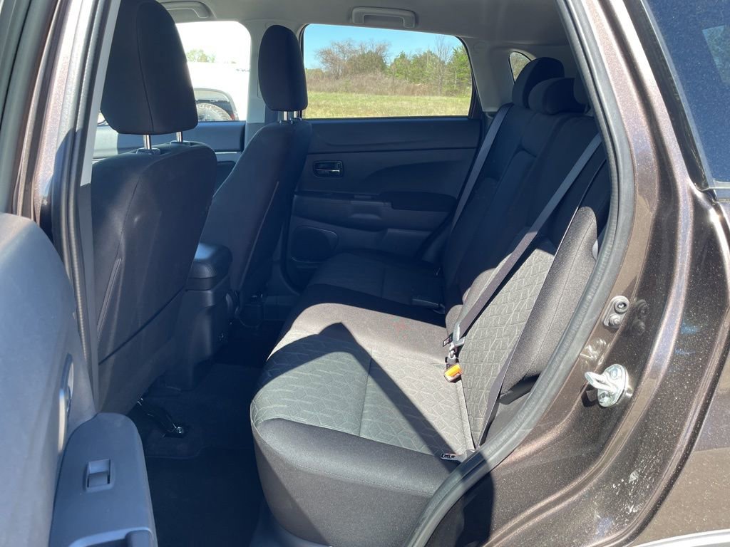 Used 2025 Mitsubishi Outlander Sport SE image 25