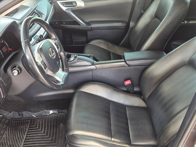 Used 2012 Lexus CT 200h Premium w/ Premium Audio Pkg FWD image 16