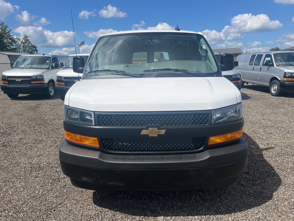 New 2025 Chevrolet Express 3500 Extended w/ Driver Convenience Package RWD image 14