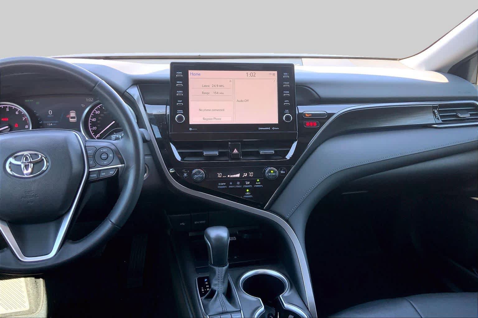 Used 2024 Toyota Camry XLE FWD image 7