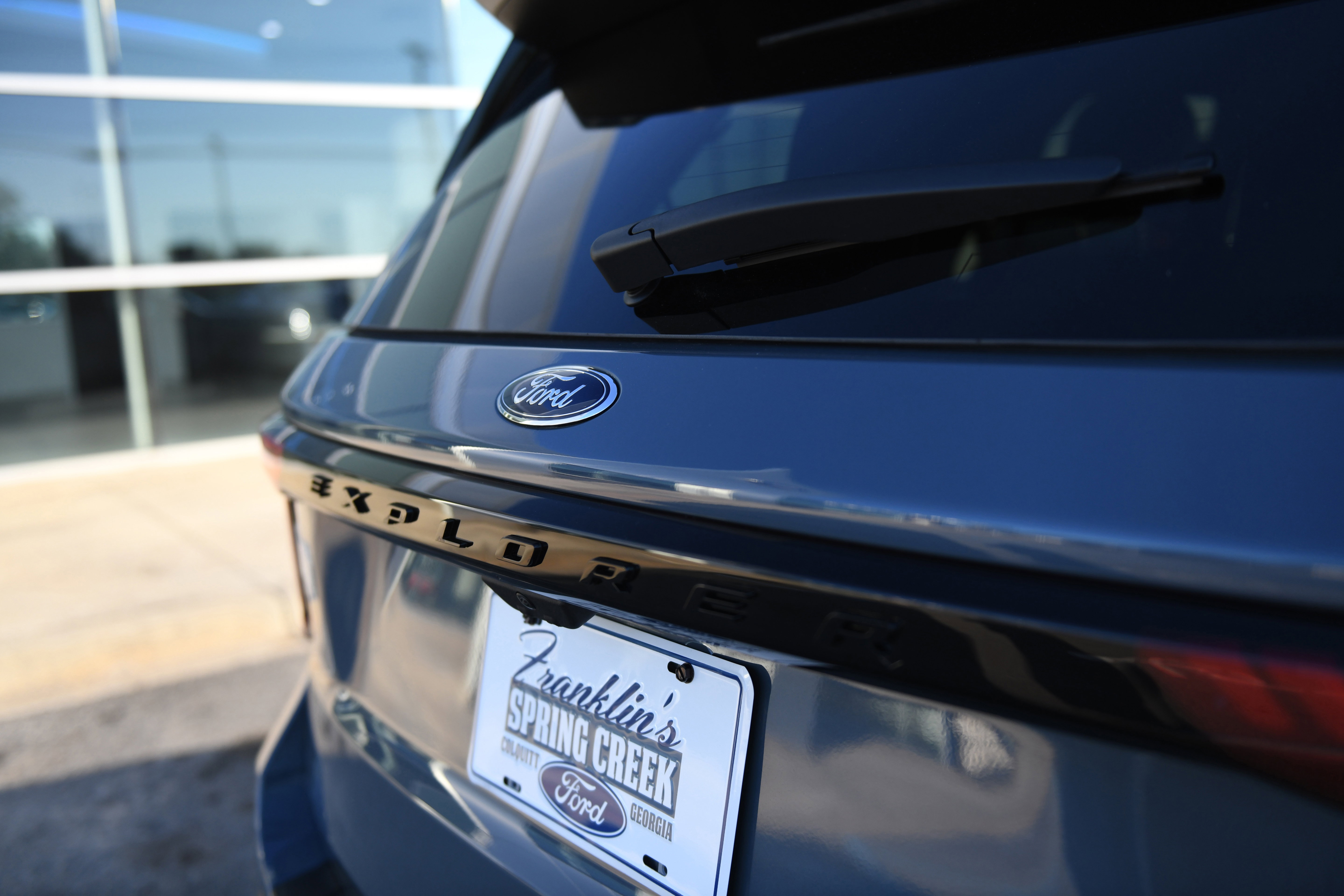 New 2026 Ford Explorer ST-Line w/ ST-Line Street Pack image 7