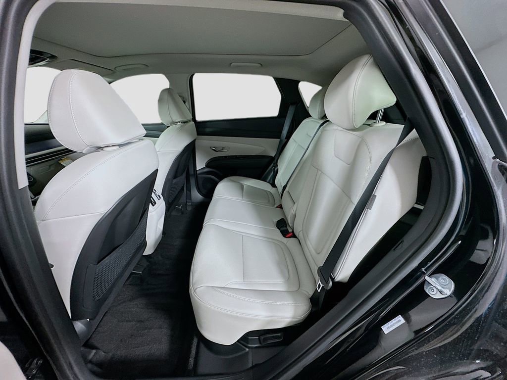 New 2026 Hyundai Tucson Limited w/ Tow & Go Package image 17