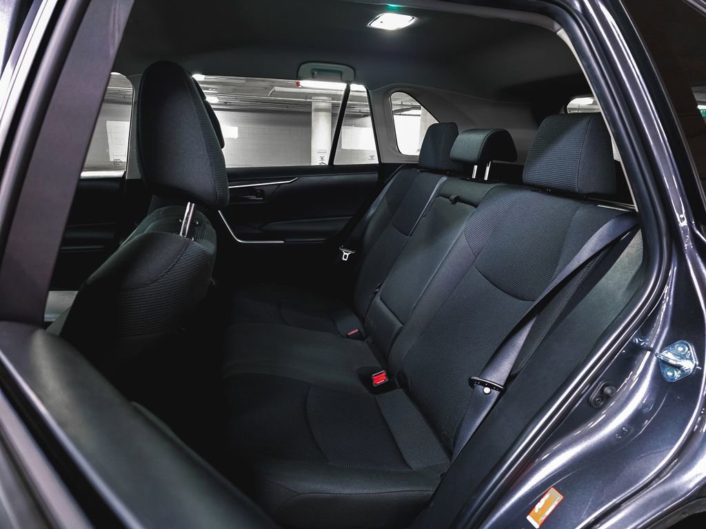 Used 2025 Toyota RAV4 LE image 21