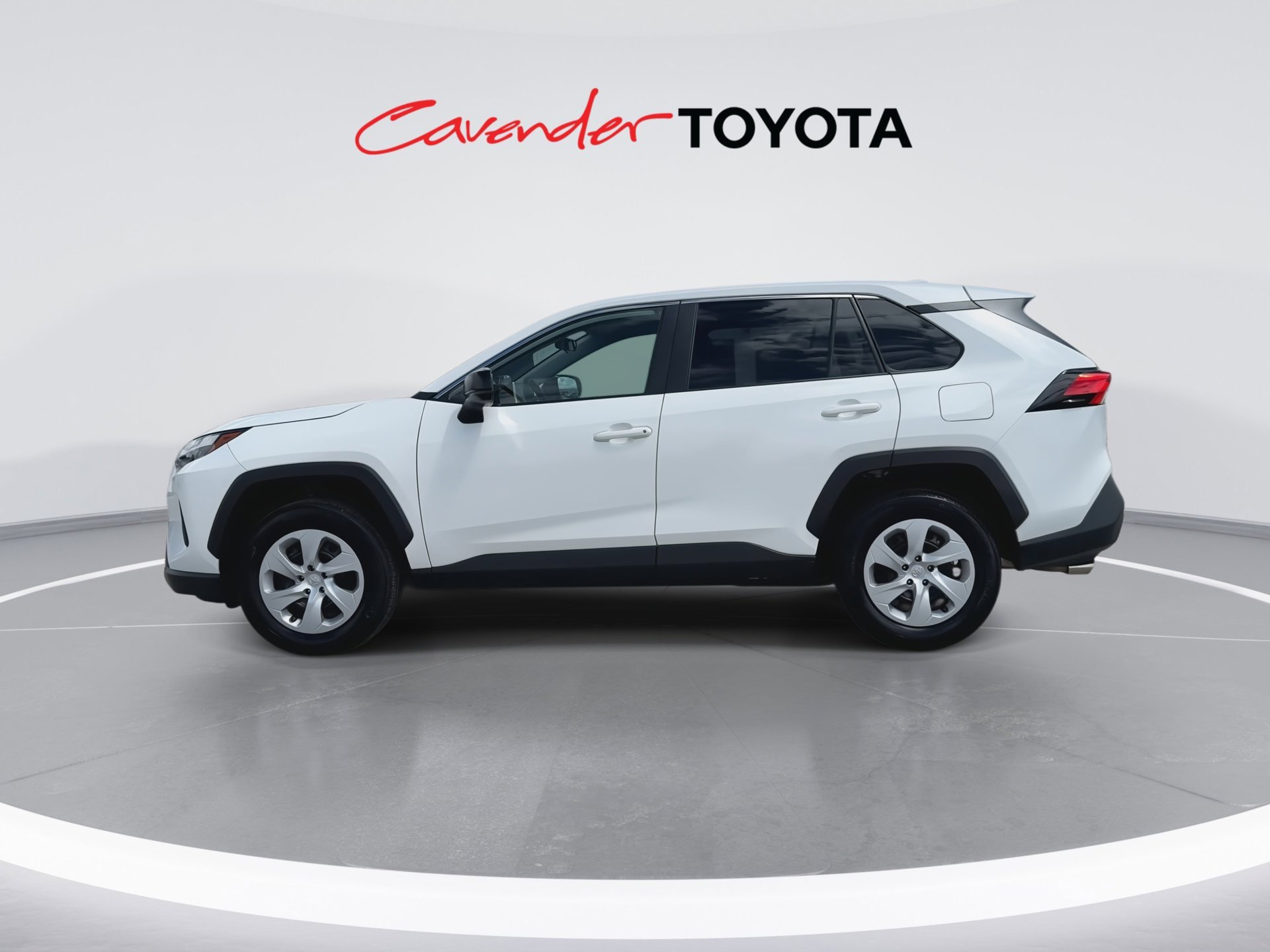 Certified 2025 Toyota RAV4 LE FWD image 5