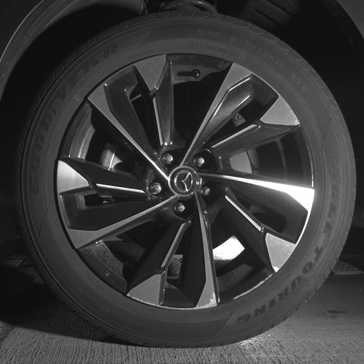 Used 2025 MAZDA CX-50 2.5 Hybrid w/ Premium Plus Pkg image 12