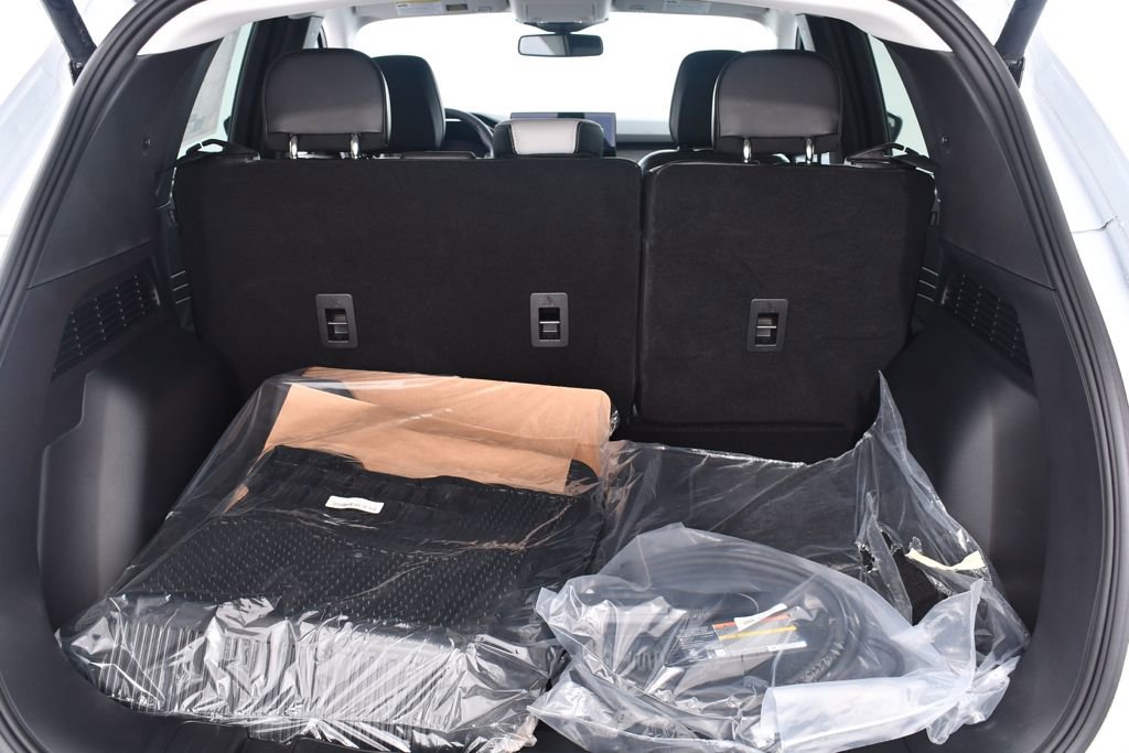 New 2025 Ford Escape SE w/ PHEV Premium Package image 20