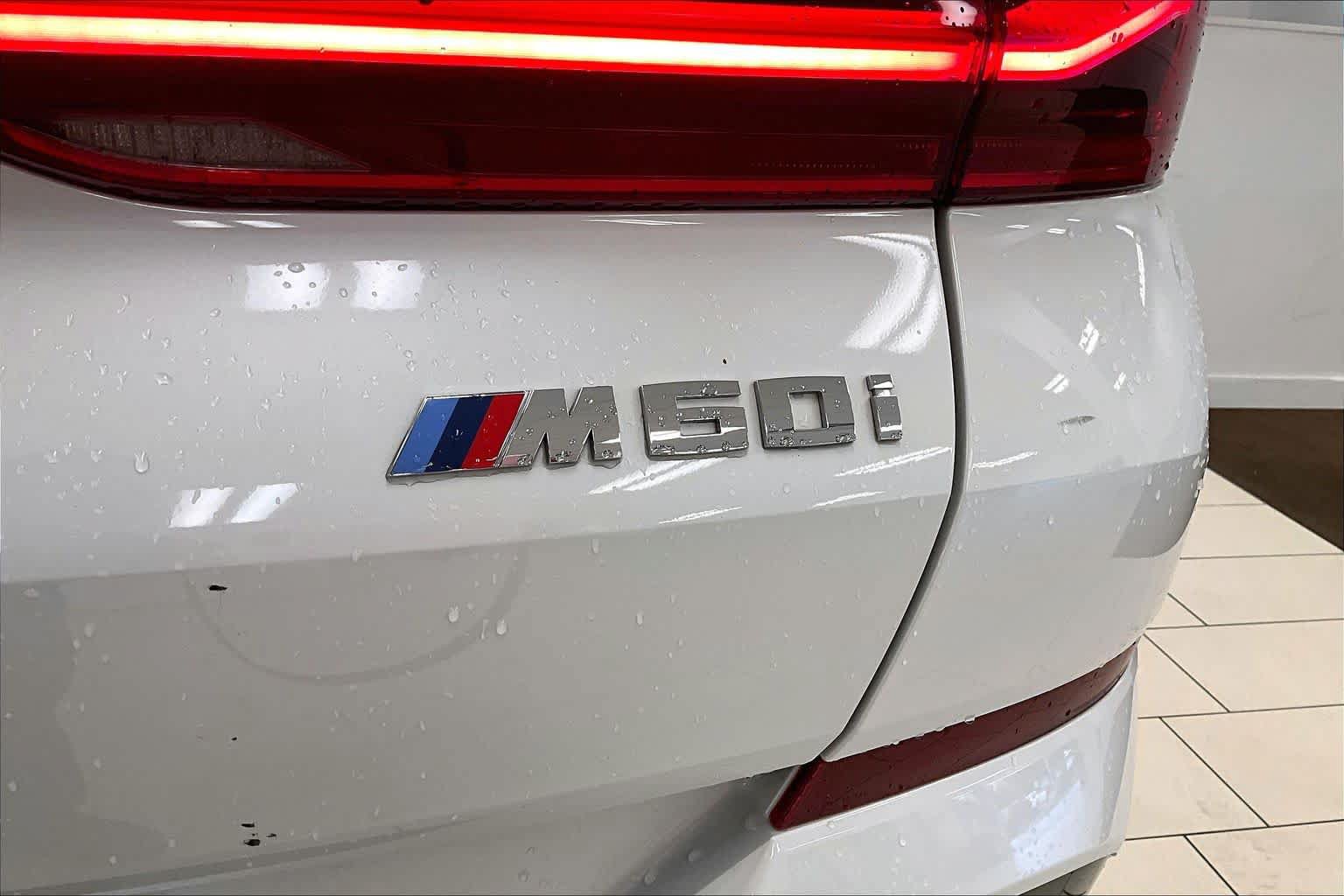 Used 2024 BMW X6 M60i AWD/4WD image 9